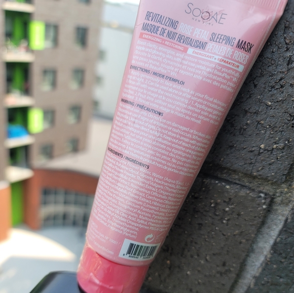 Revitalizing Sleep Mask - Picture 4 of 6